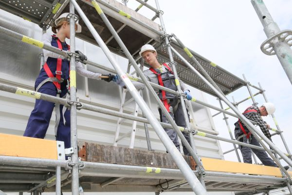 A Construction Worker’s Guide to Recovery After a Scaffolding Accident